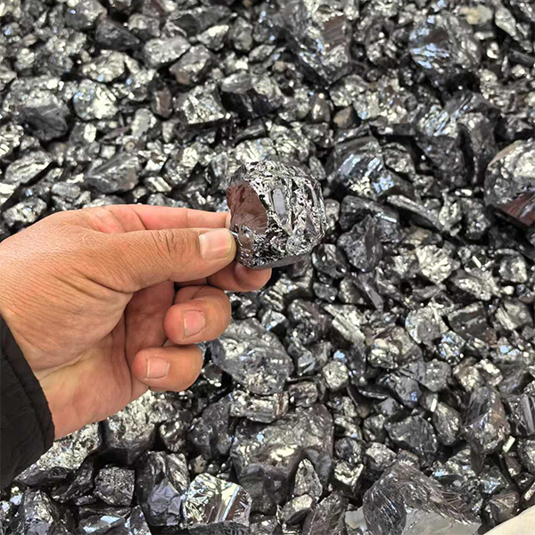 metal silicon 1101.jpg